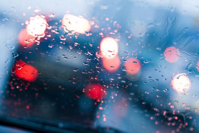 Ónos eső, eső, csúszós utak - PROAKTIVdirekt Életmód magazin és hírek - proaktivdirekt.com