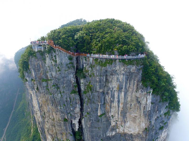 Üveghíd Kínában | Fotó via boredpanda.com