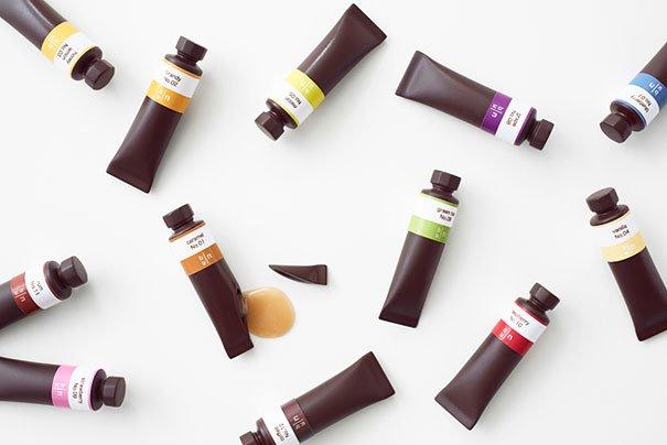 Csoki tempera | Fotó: boredpanda.com