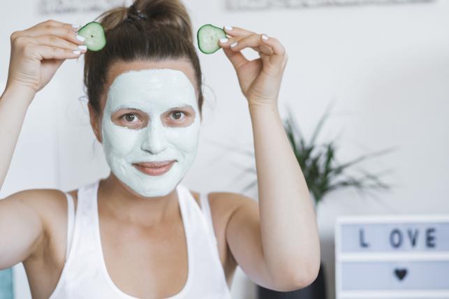 Otthoni arcpakolás Fotó: 123rf.com - PROAKTIVdirekt Életmód magazin és hírek - proaktivdirekt.com