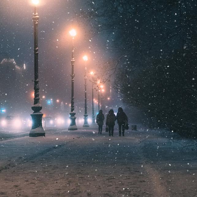 Gyalogosan télen a sötétben - PROAKTIVdirekt Életmód magazin és hírek - proaktivdirekt.com