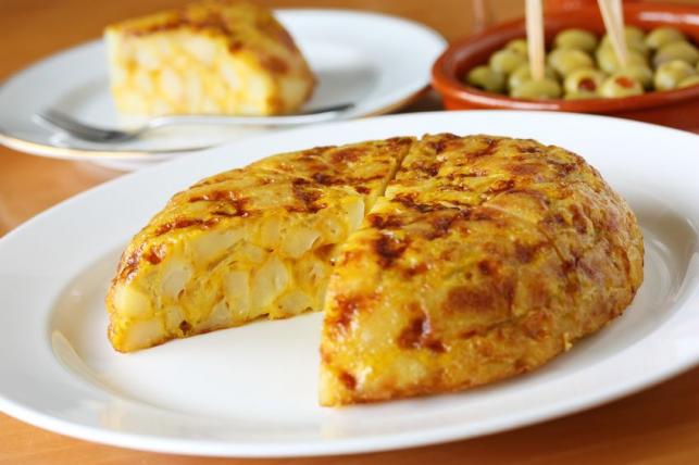 Spanyol tortilla, azaz a burgonyás omlett - PROAKTIVdirekt Életmód magazin és hírek - proaktivdirekt.com