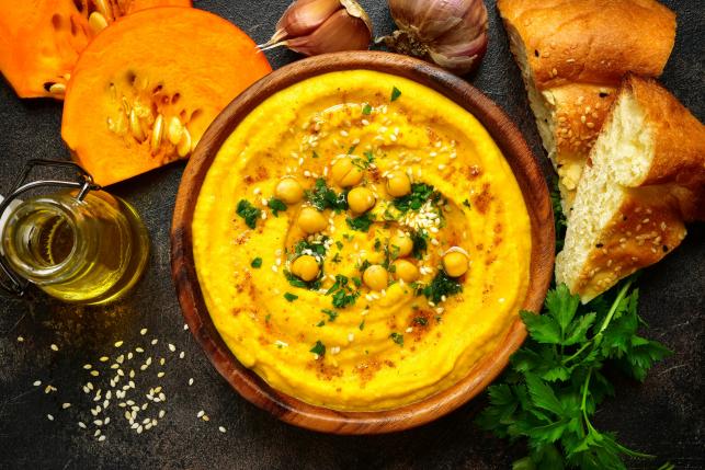 Sütőtökös hummusz Fotó:123rf.com - PROAKTIVdirekt Életmód magazin és hírek - proaktivdirekt.com