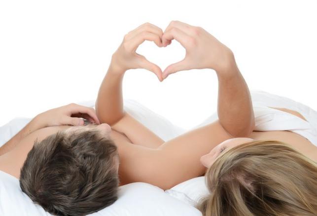 Szerelmes házasok az ágyban - PROAKTIVdirekt Életmód magazin és hírek - proaktivdirekt.com