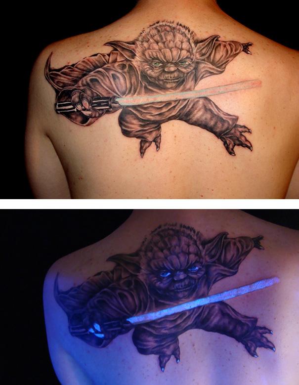 UV tetoválás | Fotó via boredpanda.com