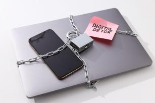 Digitális detox Fotó: 123rf.com - PROAKTIVdirekt Életmód magazin és hírek - proaktivdirekt.com