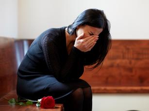 Gyász Fotó: 123rf.com - PROAKTIVdirekt Életmód magazin és hírek - proaktivdirekt.com