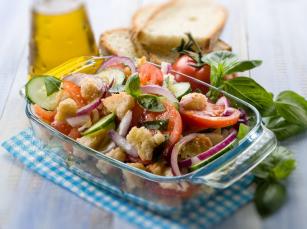 Panzanella - PROAKTIVdirekt Életmód magazin és hírek - proaktivdirekt.com