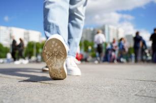 Séta Fotó: 123rf.com - PROAKTIVdirekt Életmód magazin és hírek - proaktivdirekt.com