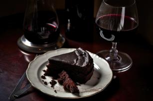 Sütemény, borral Fotó: 123rf.com - PROAKTIVdirekt Életmód magazin és hírek - proaktivdirekt.com