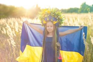 Ukrán kislány - PROAKTIVdirekt Életmód magazin és hírek - proaktivdirekt.com